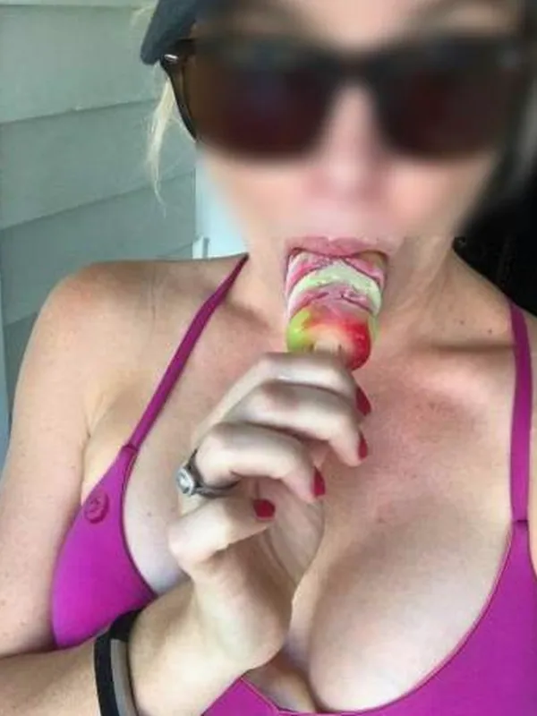 Constance, 44 ans, tchat coquin à Aix-en-Provence