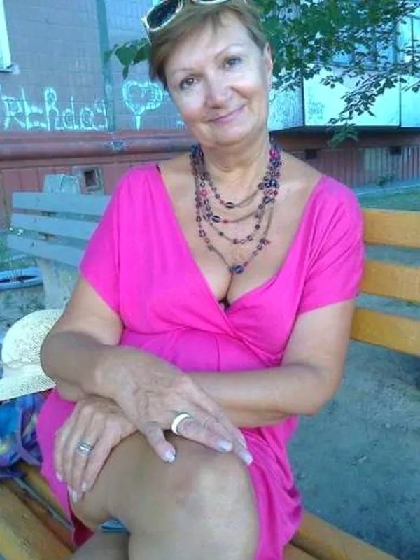Jacqueline, 58 ans, tchat coquin à Cannes