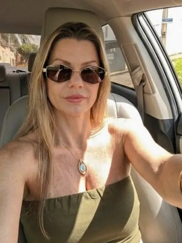 Nathalie, 48 ans, tchat coquin à Pau