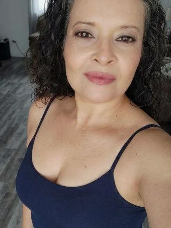 Bénédicte, 52 ans, tchat coquin à Toulouse
