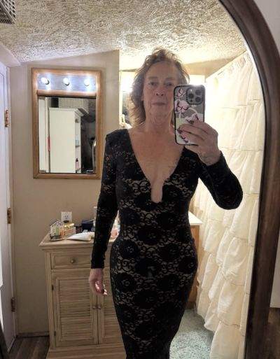 tchat sexy - proche de moi - Conversations brûlantes avec une bourgeoise de 52 ans en tchat sexy français