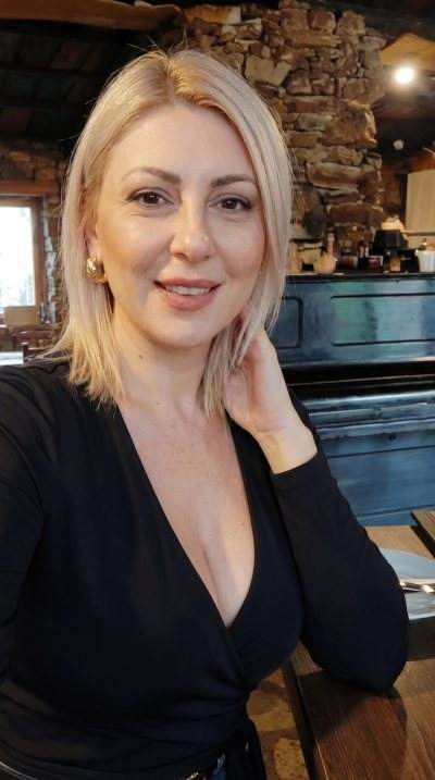 tchat sexy - Koungou - Envie de conversations brûlantes en chat gratuit à Koungou avec une gothique sans limites?