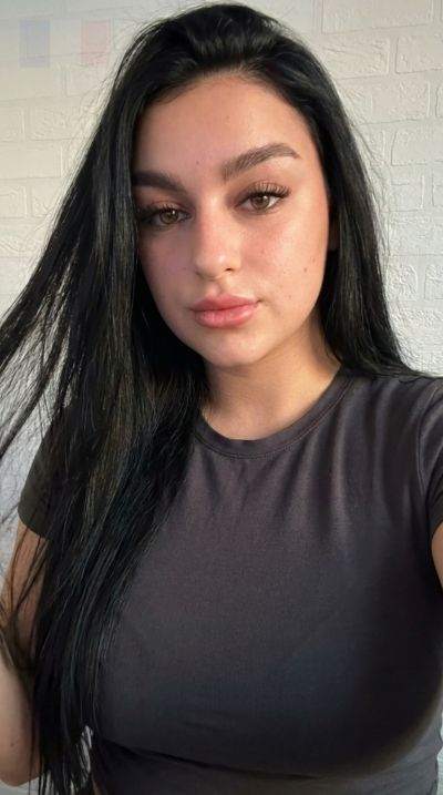 tchat sexy - Rivière-Salée - Voisine tmj à Rivière-Salée, envie de tchat femme coquine discret?